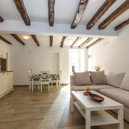 Apartment Nena- Apartman Sa Posebnim Ulazom U Prizemlju, Terasom I Zelenom Okucnicom Rakotule Luaran gambar