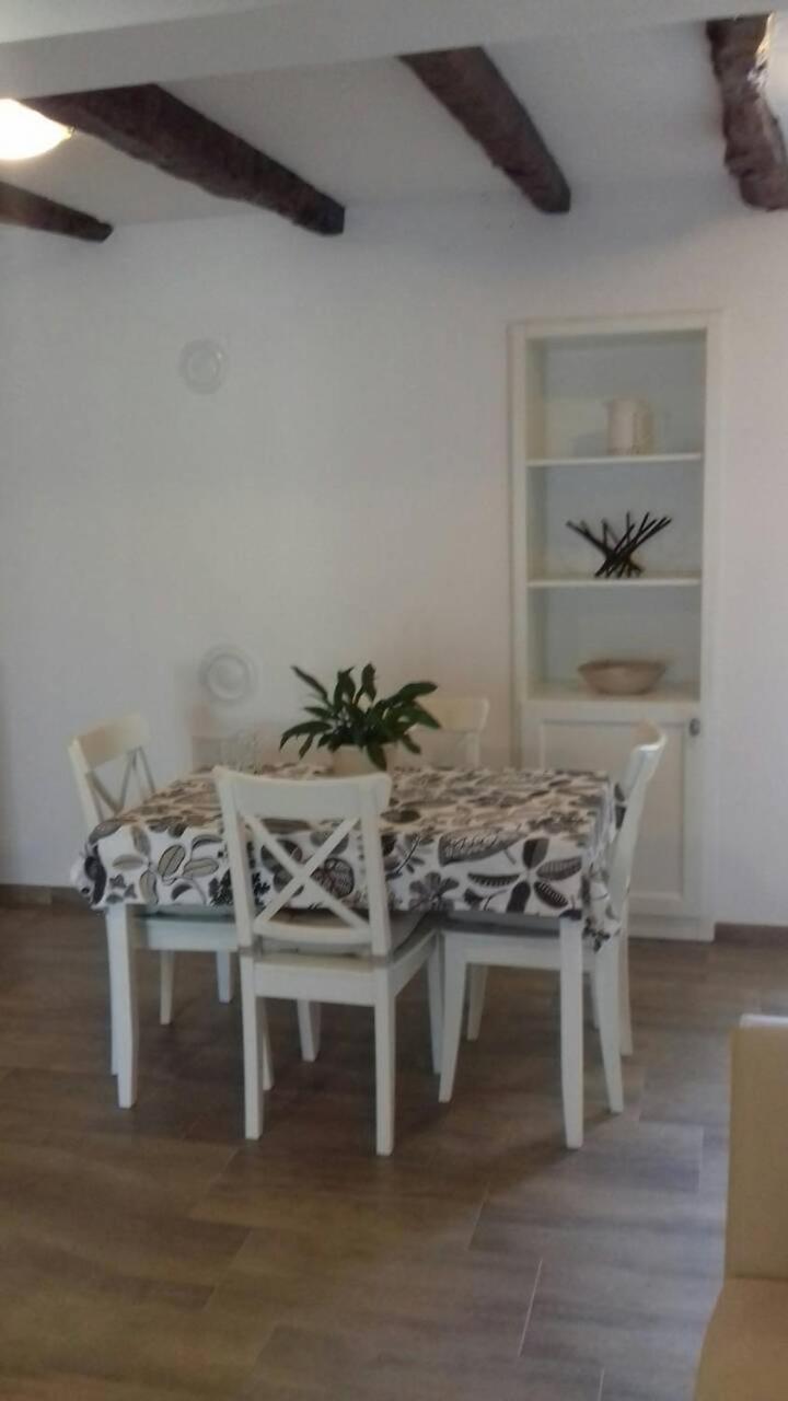 Apartment Nena- Apartman Sa Posebnim Ulazom U Prizemlju, Terasom I Zelenom Okucnicom Rakotule Luaran gambar